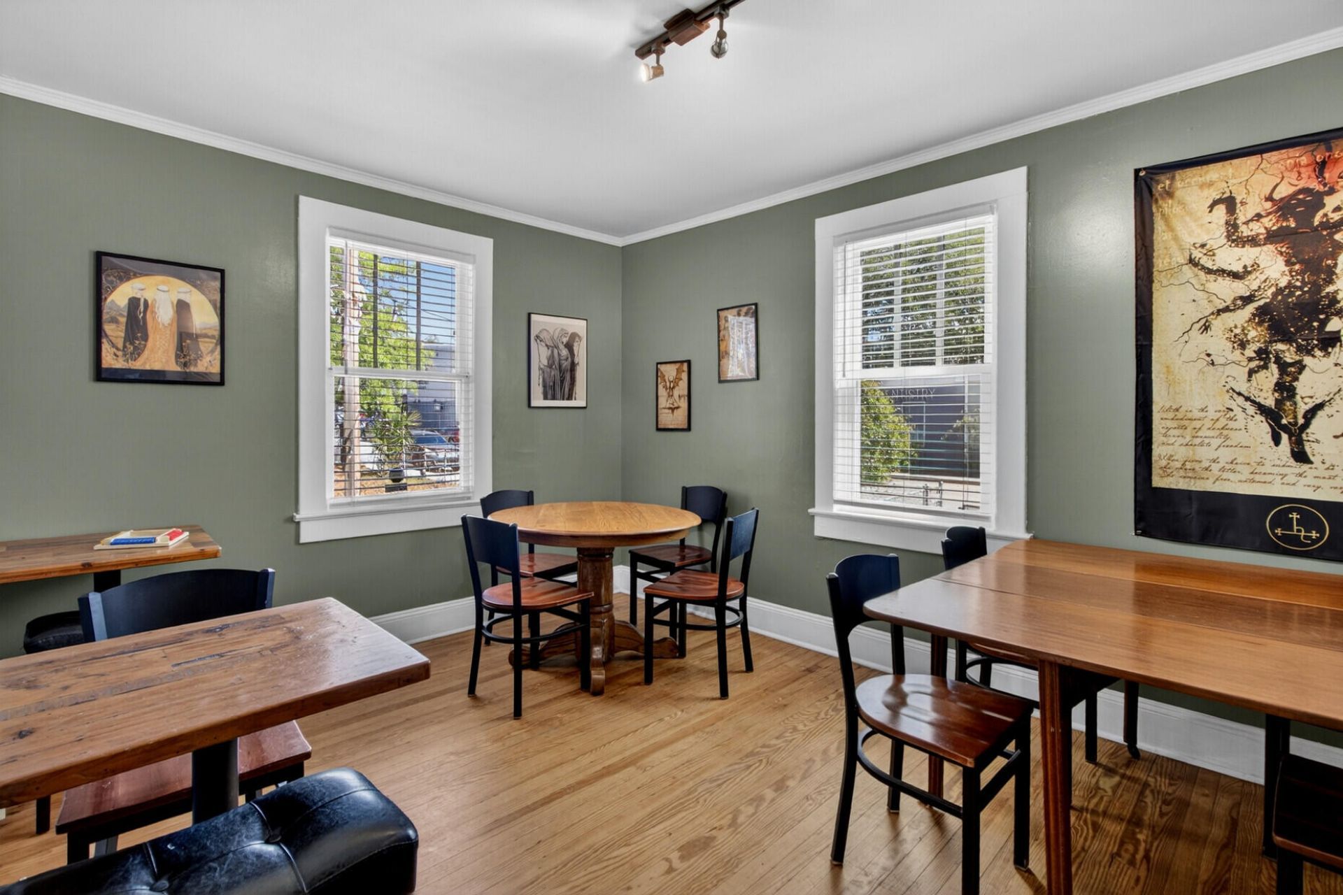 4840 Chateau Avenue Photo 17