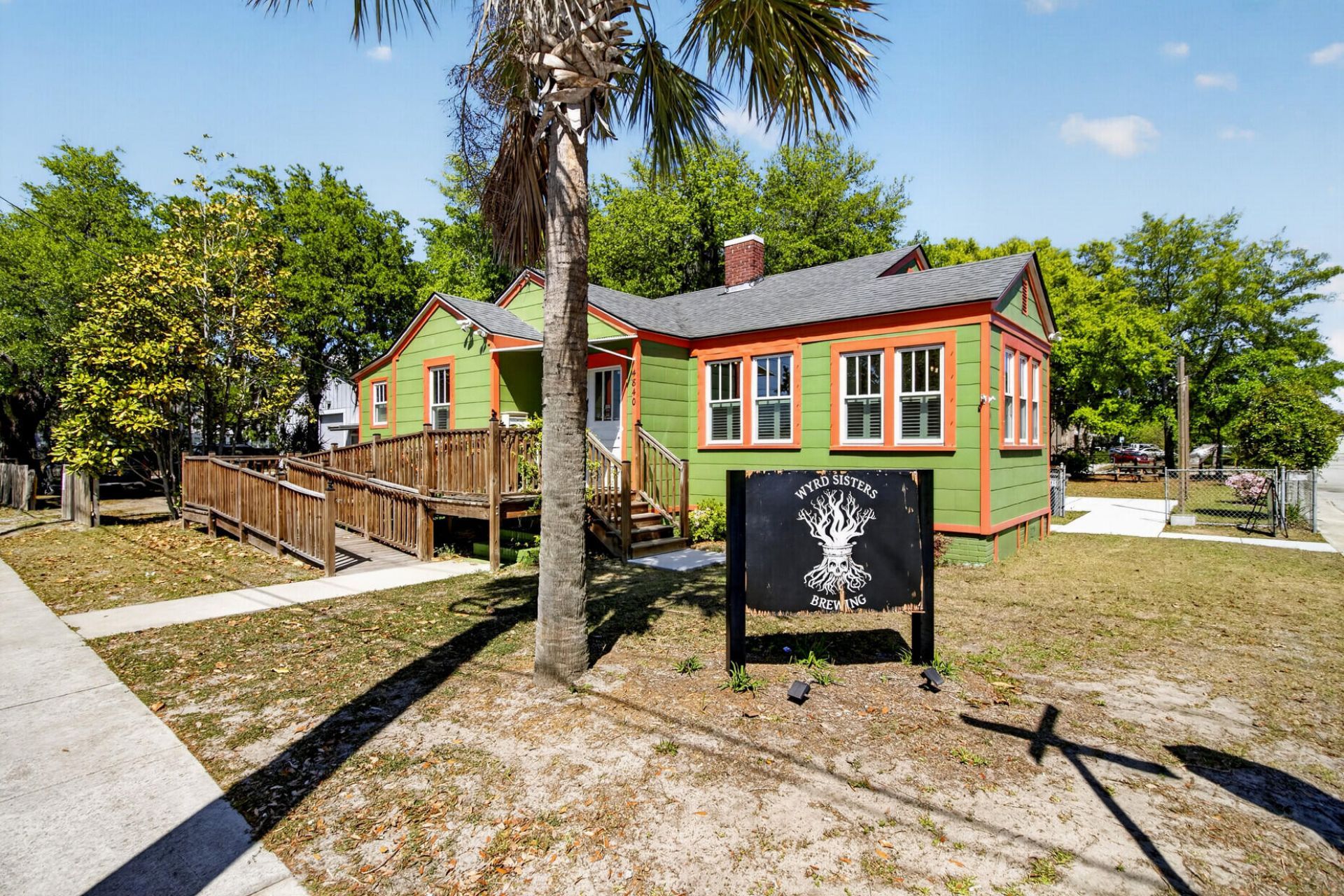 4840 Chateau Avenue Photo 4