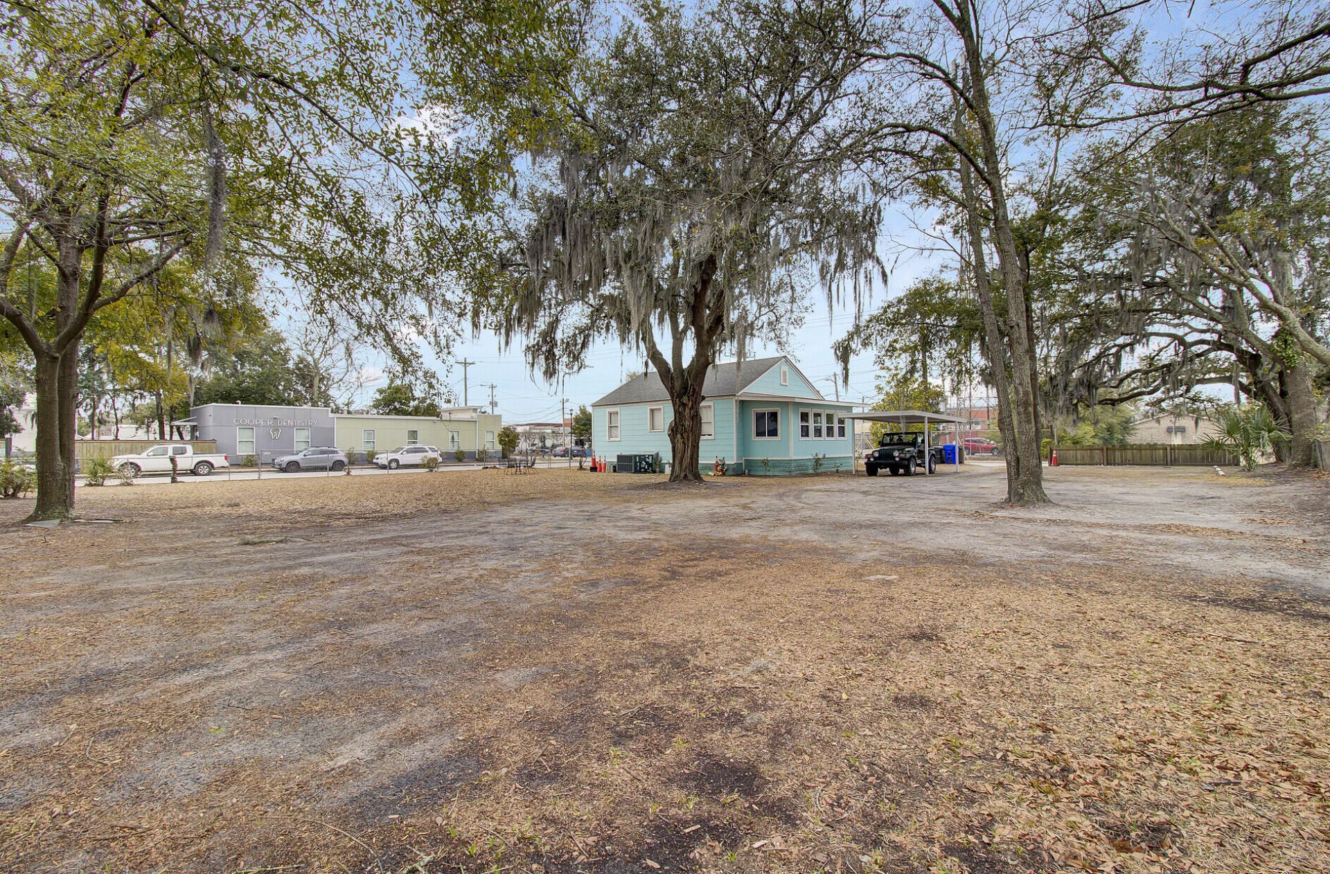 4840 Chateau Avenue Photo 4