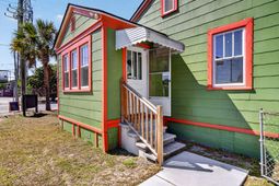 4840 Chateau Avenue photo 4