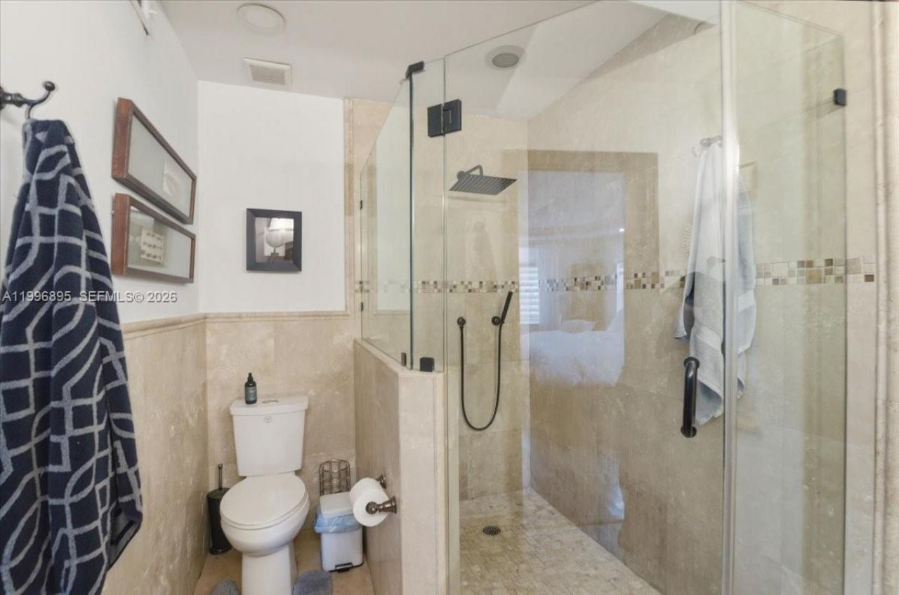 6133 SW 44th Ter, Miami, FL 33155 Photo