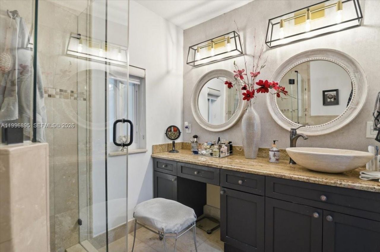 6133 SW 44th Ter, Miami, FL 33155 Photo