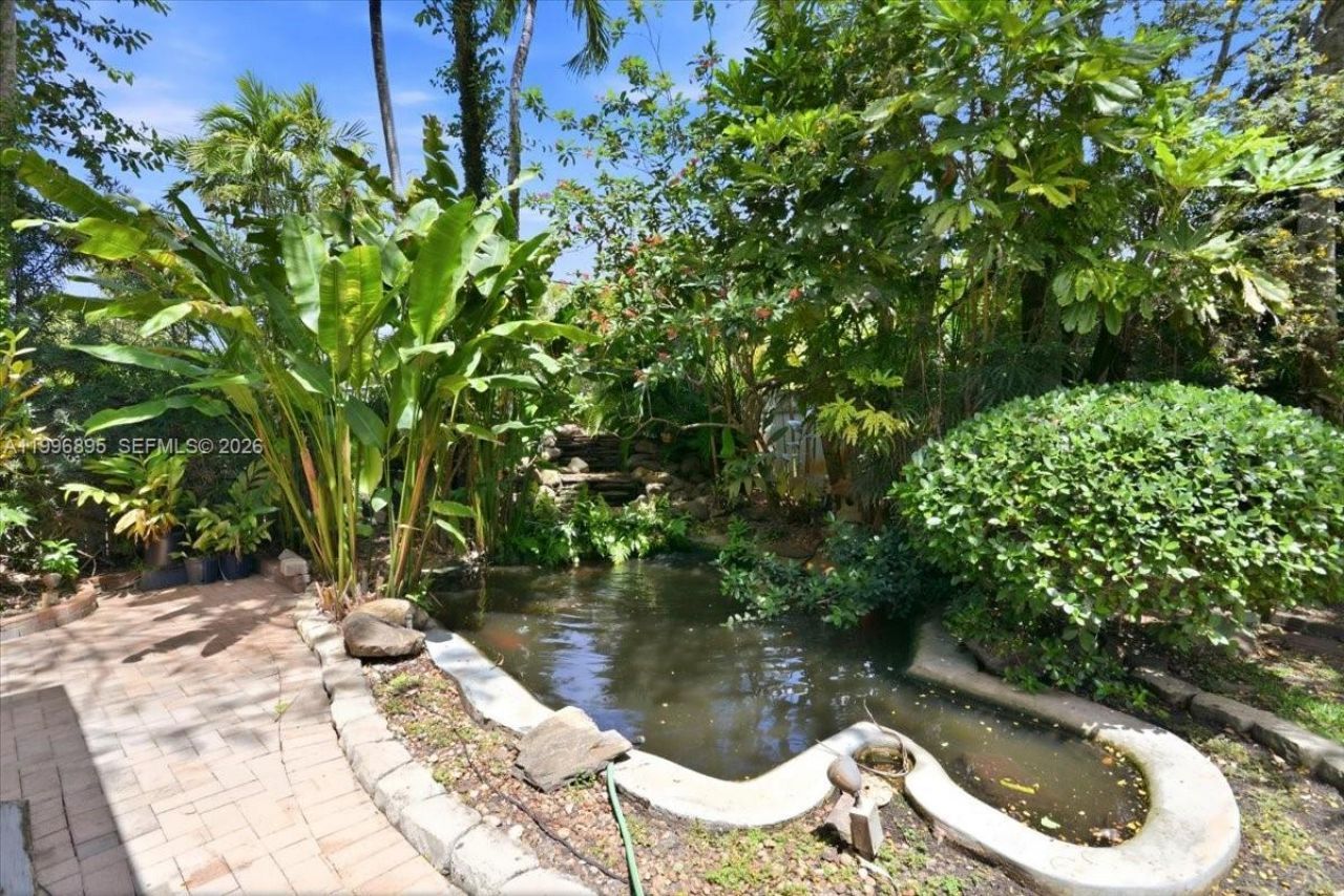 6133 SW 44th Ter, Miami, FL 33155 Photo