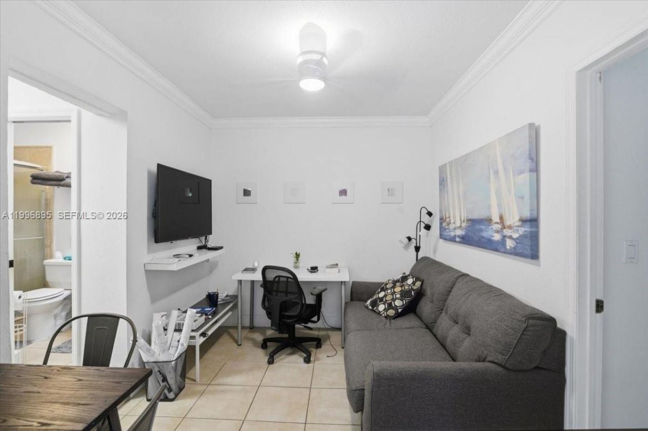 6133 SW 44th Ter, Miami, FL 33155 Photo