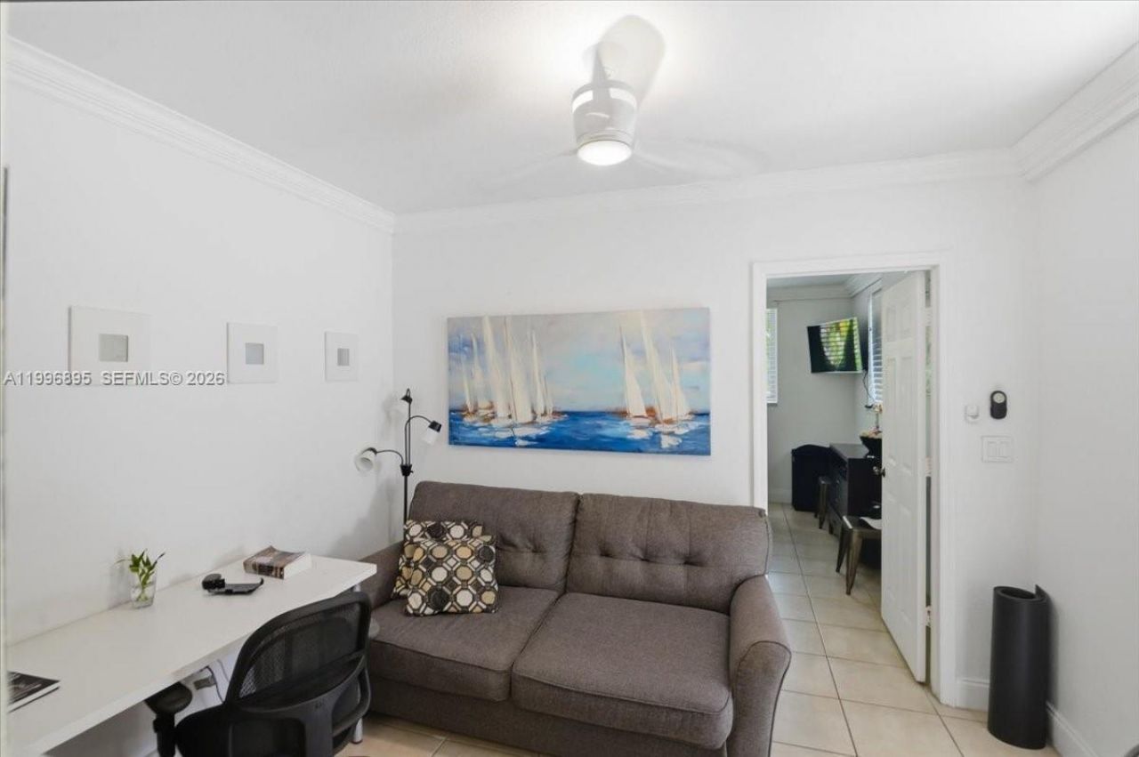 6133 SW 44th Ter, Miami, FL 33155 Photo