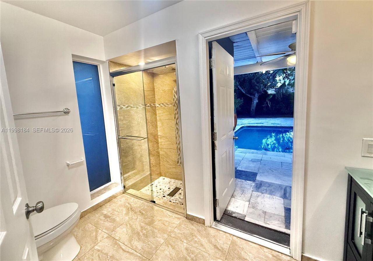 8404 SW 26th St, Davie, FL 33324 Photo