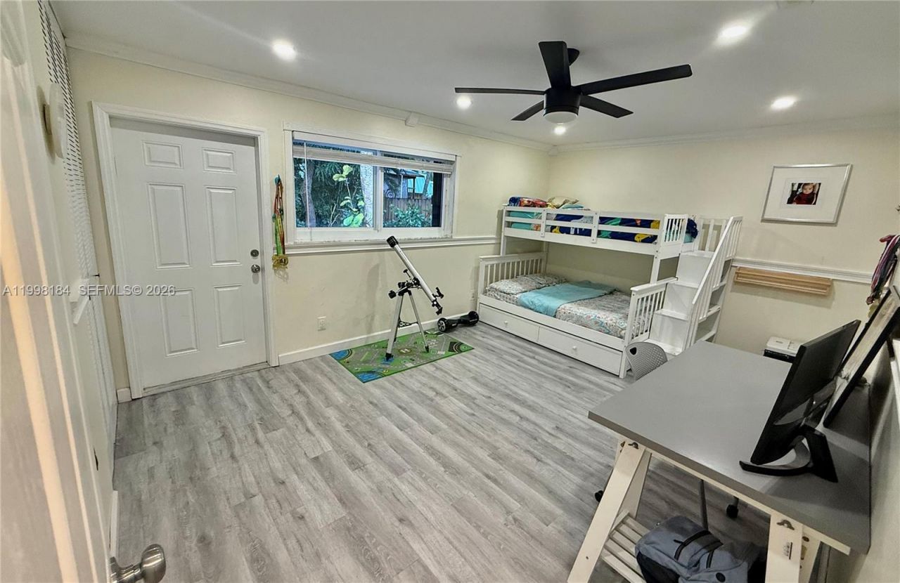 8404 SW 26th St, Davie, FL 33324 Photo