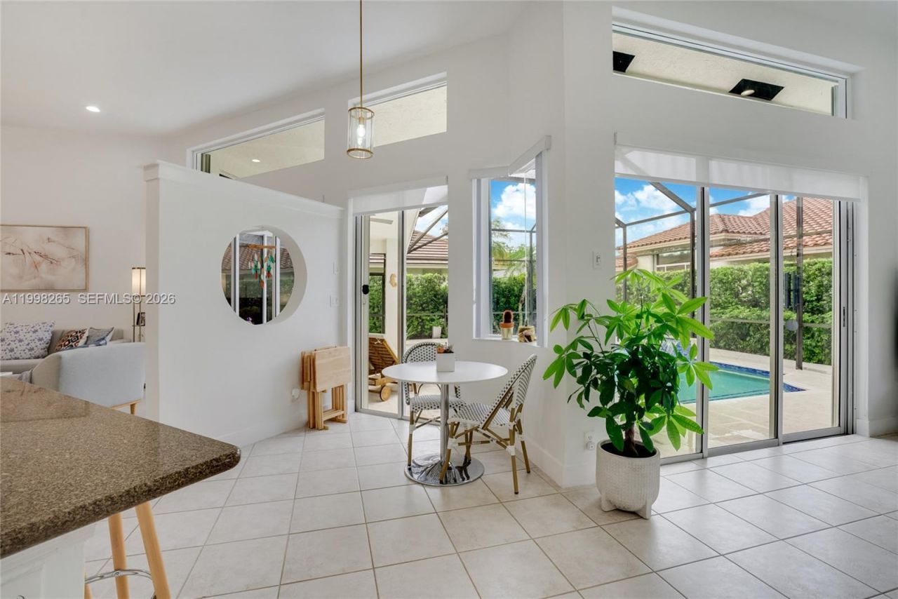 3085 Lakewood Cir , Weston, FL 33332 Photo