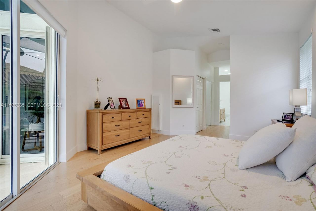 3085 Lakewood Cir , Weston, FL 33332 Photo