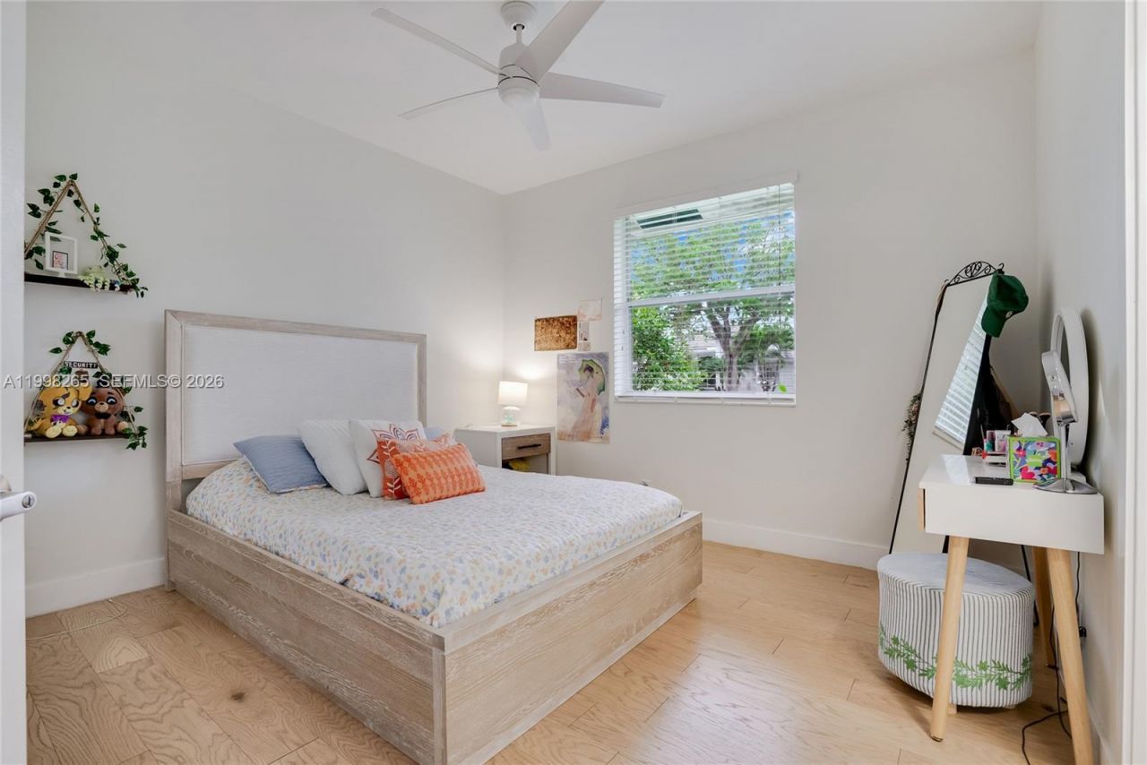 3085 Lakewood Cir , Weston, FL 33332 Photo