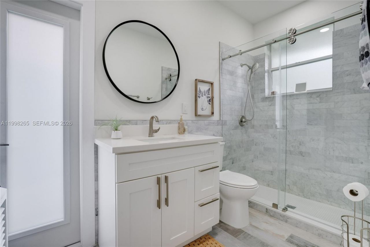 3085 Lakewood Cir , Weston, FL 33332 Photo