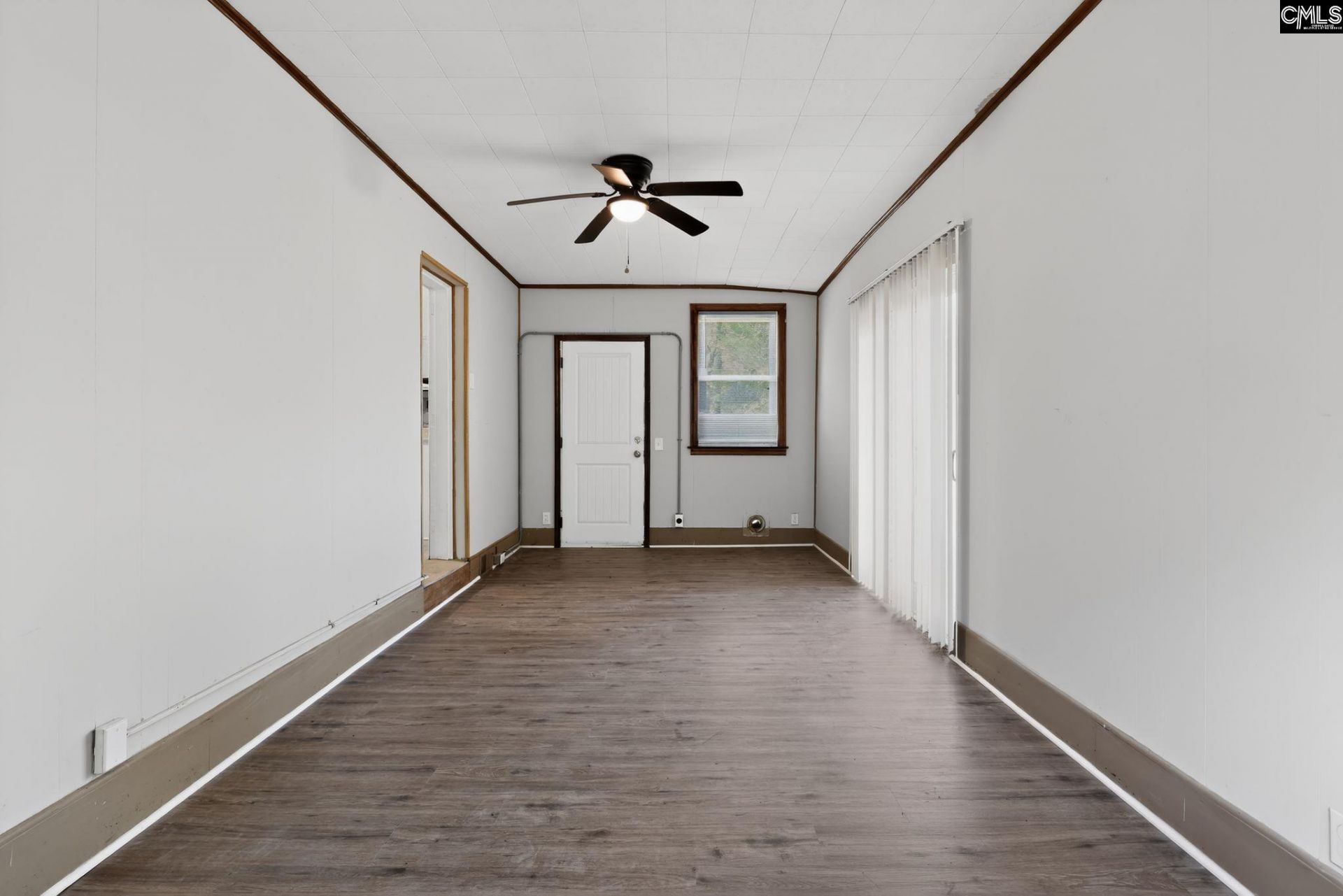 7528 Terry Street Photo 10