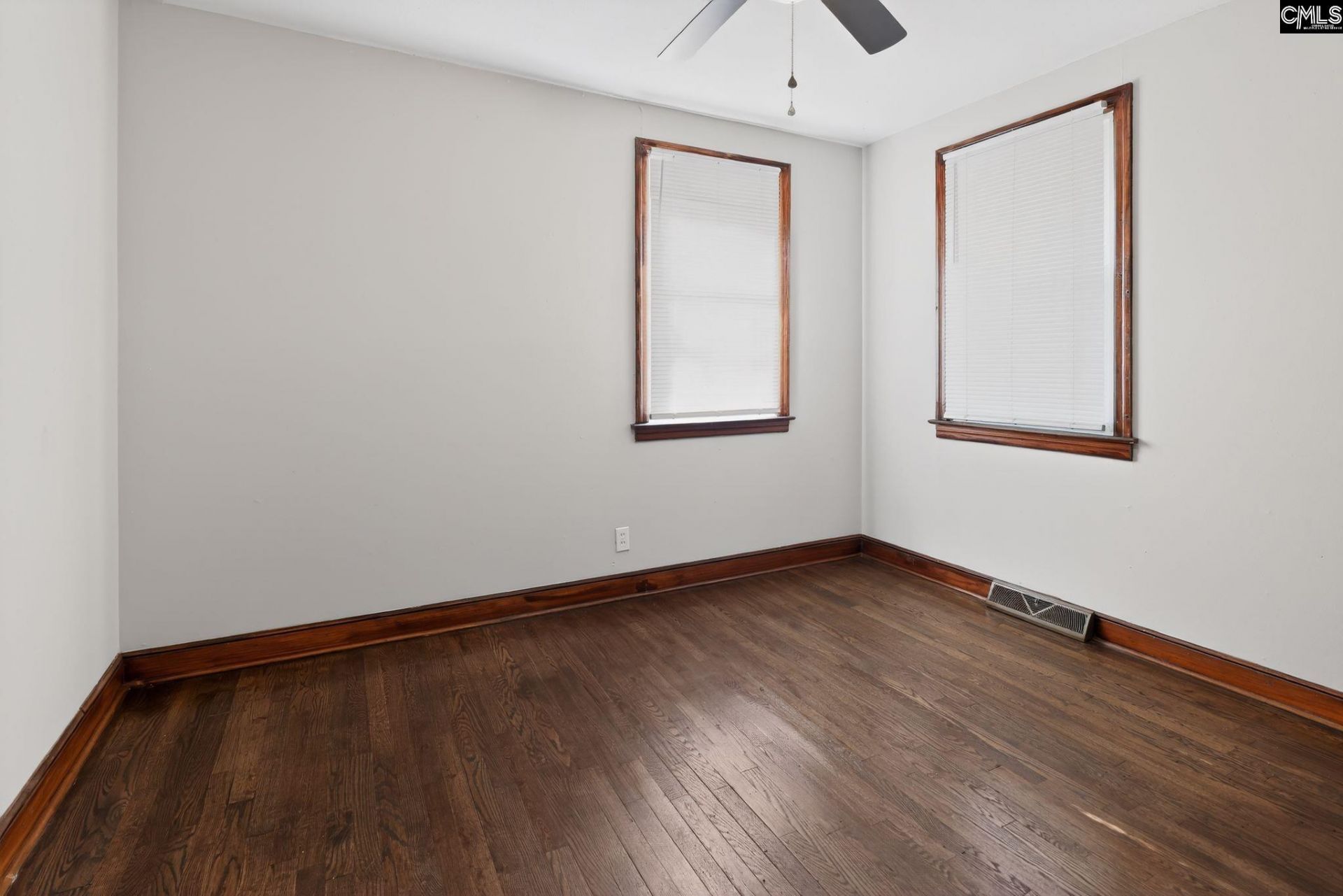 7528 Terry Street Photo 16