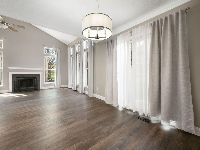 3377 Eastwoodlands Trail, Hilliard, OH 43026 Photo 8