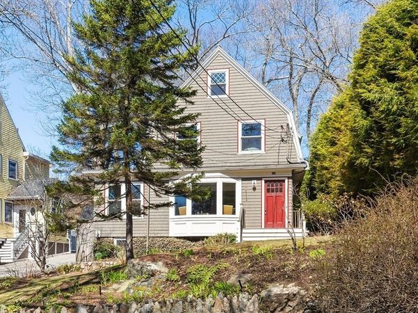 11 Lincoln St, Arlington, MA 02476