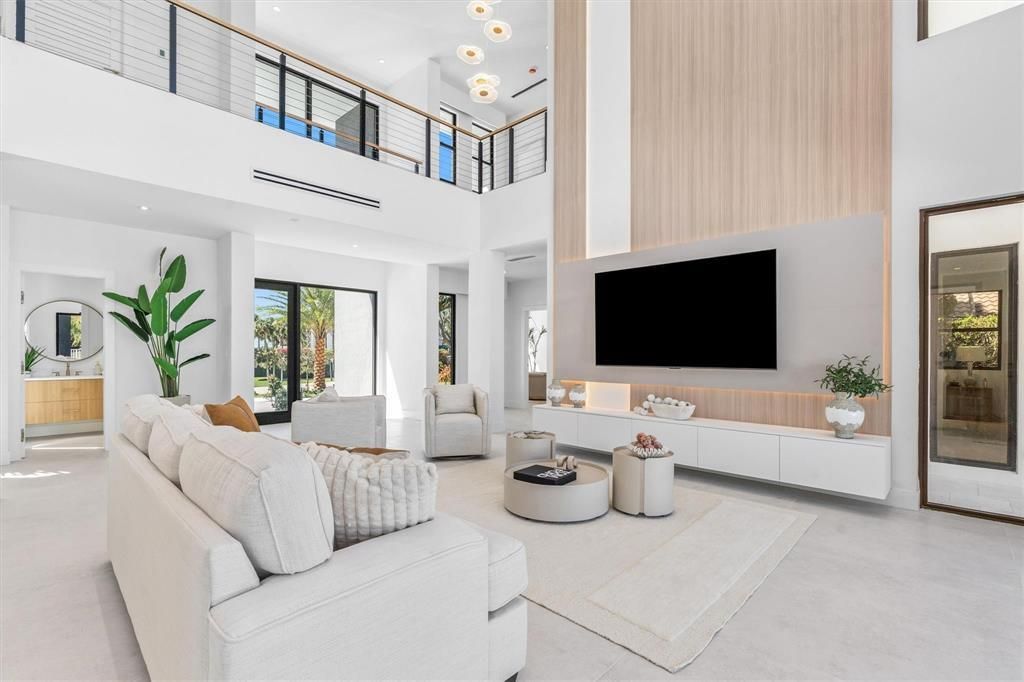 3716 Embassy Drive, West Palm Beach, FL 33401 Photo