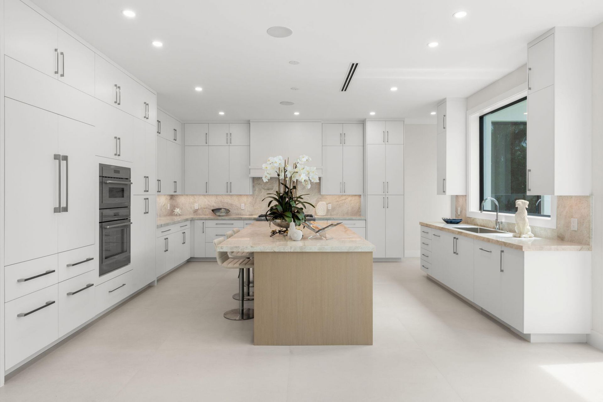 2406 NE 13th Court, Fort Lauderdale, FL 33304 Photo