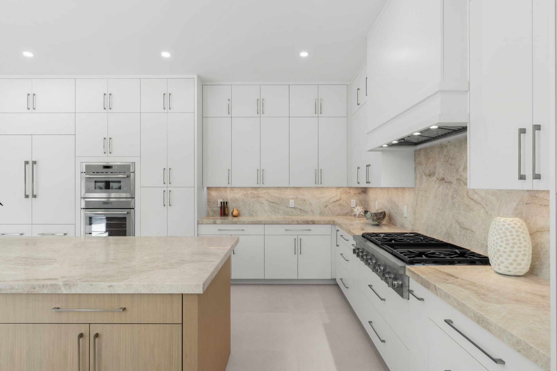 2406 NE 13th Court, Fort Lauderdale, FL 33304 Photo