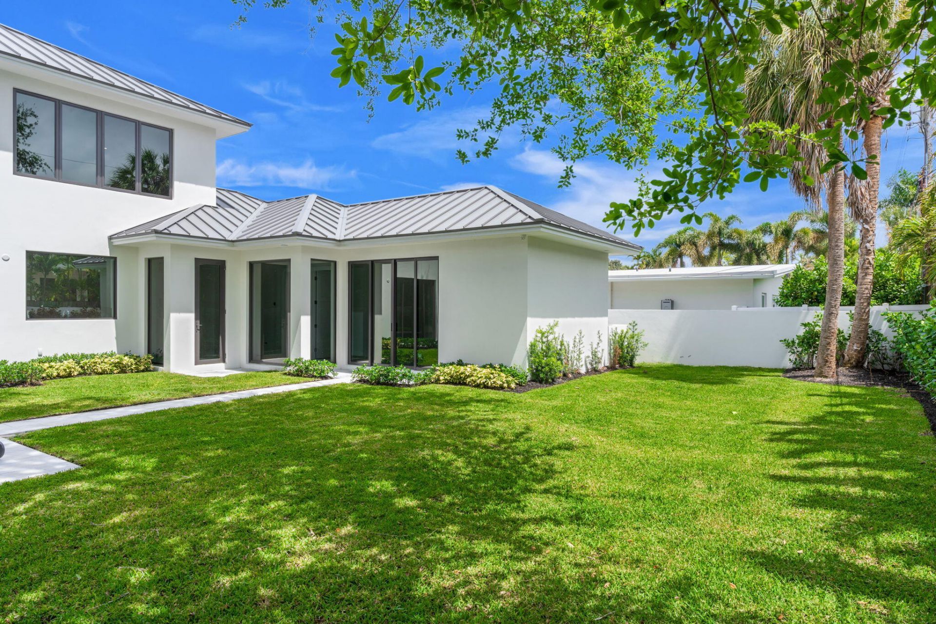 2406 NE 13th Court, Fort Lauderdale, FL 33304 Photo