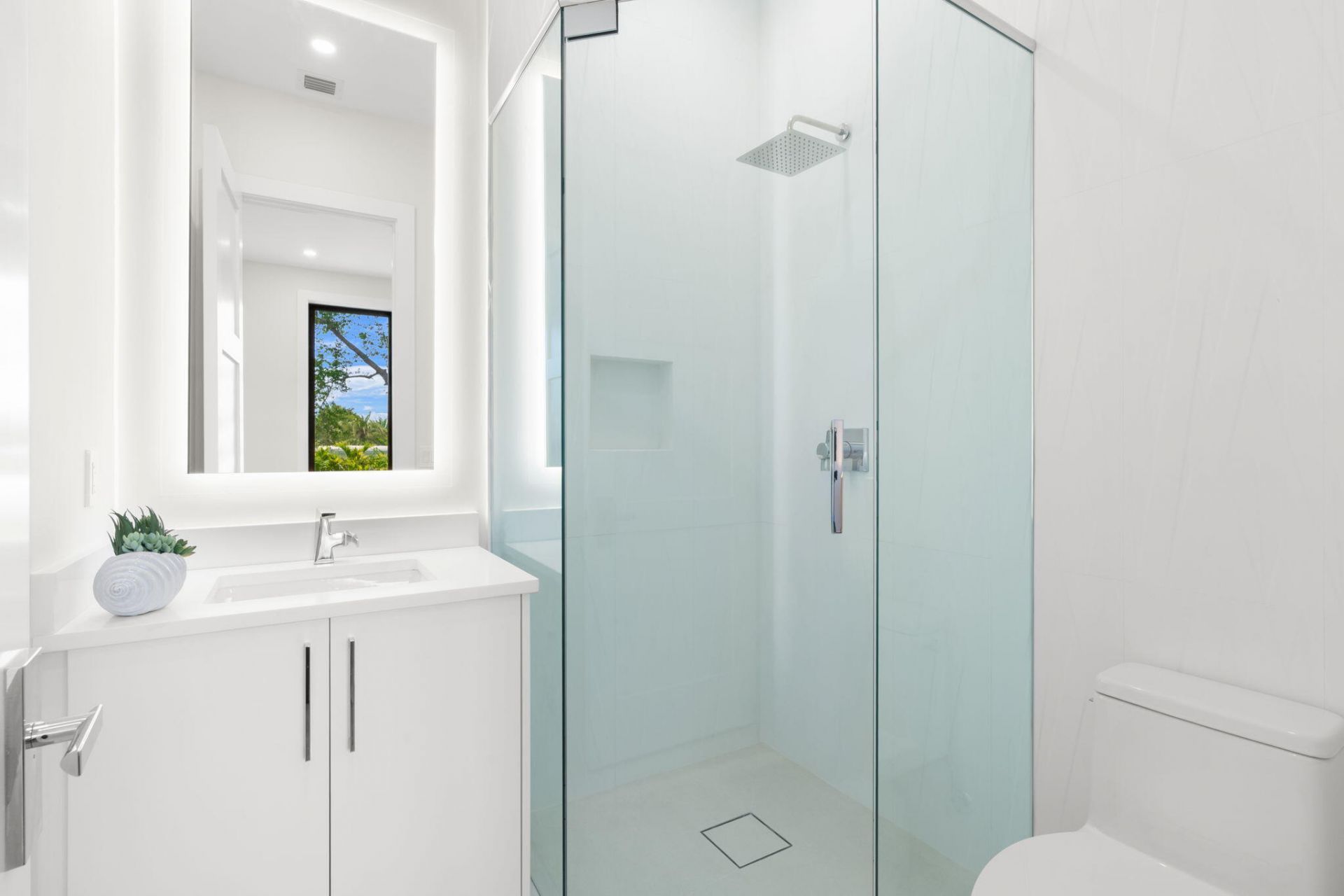 2406 NE 13th Court, Fort Lauderdale, FL 33304 Photo