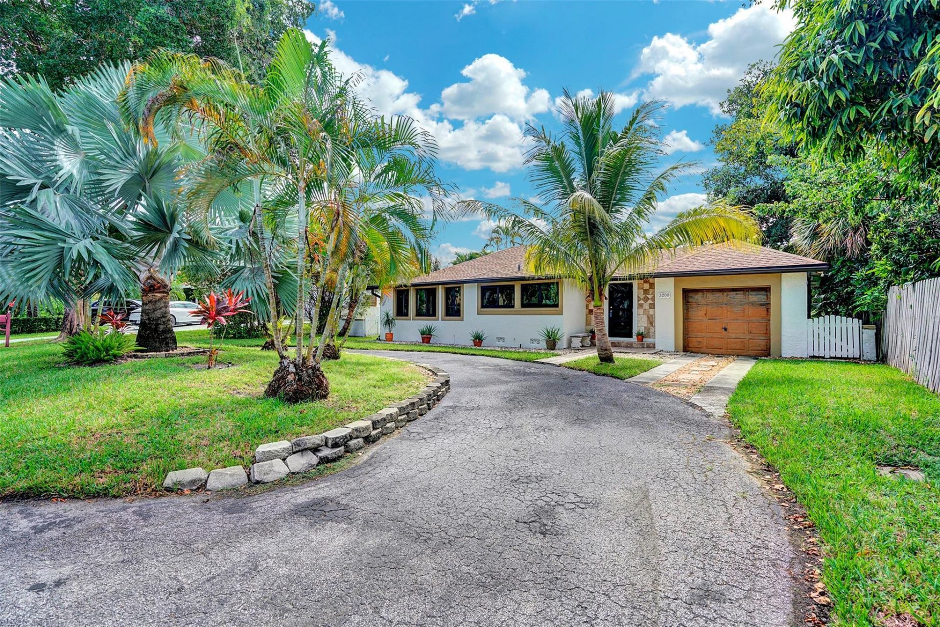 3208 Beacon Street, Pompano Beach, FL 33062 Photo