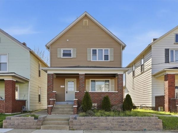 110 13th St, Ellwood City, PA 16117