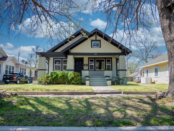 315 B Street NW, Miami, OK 74354