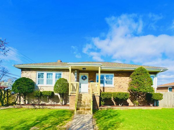 4142 S Grover Avenue, Hammond, IN 46327