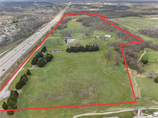 22400 N Frontage Road, Independence, MO 64056