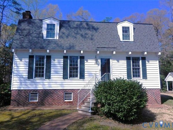 250 Walnut Road , Kilmarnock, VA 22482