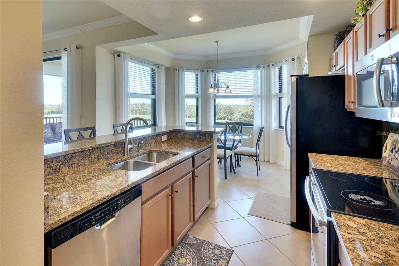 7121 River Hammock Drive, Unit 303, Bradenton, FL 34212 Photo