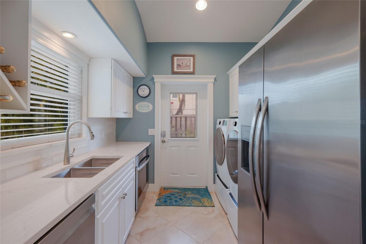 5701 Carissa Street, Holmes Beach, FL 34217 Photo