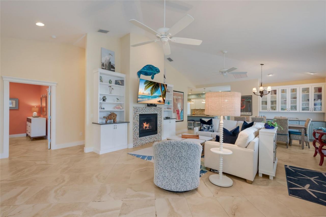 5701 Carissa Street, Holmes Beach, FL 34217 Photo