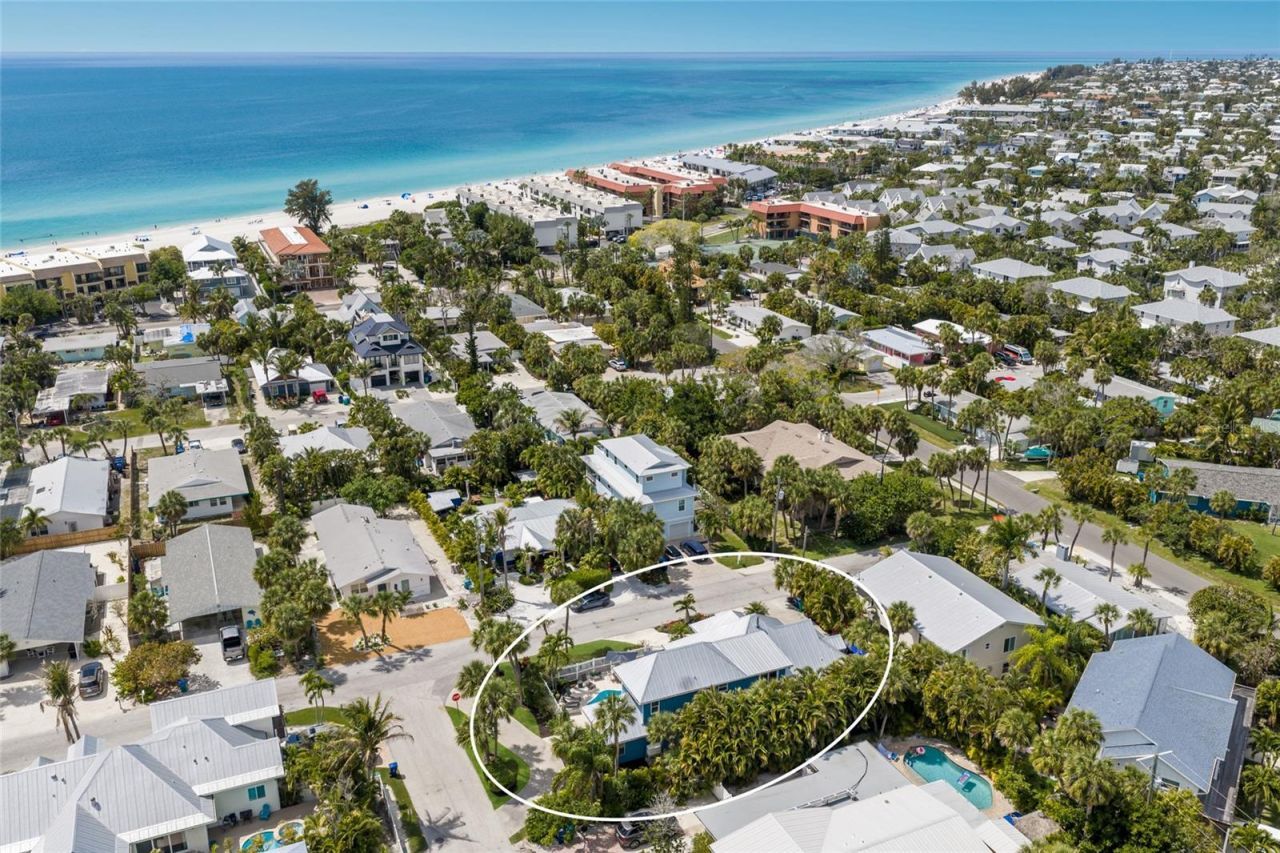 5701 Carissa Street, Holmes Beach, FL 34217 Photo
