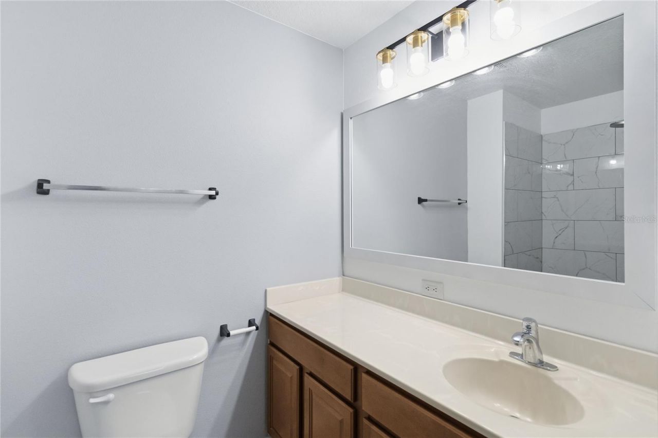 121 Festive Court , Chuluota, FL 32766 Photo