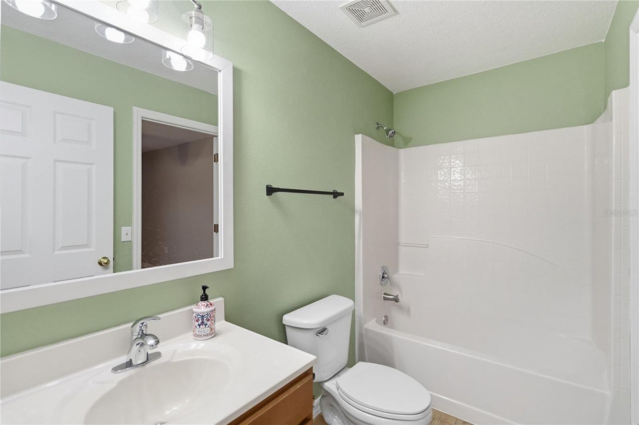 121 Festive Court , Chuluota, FL 32766 Photo