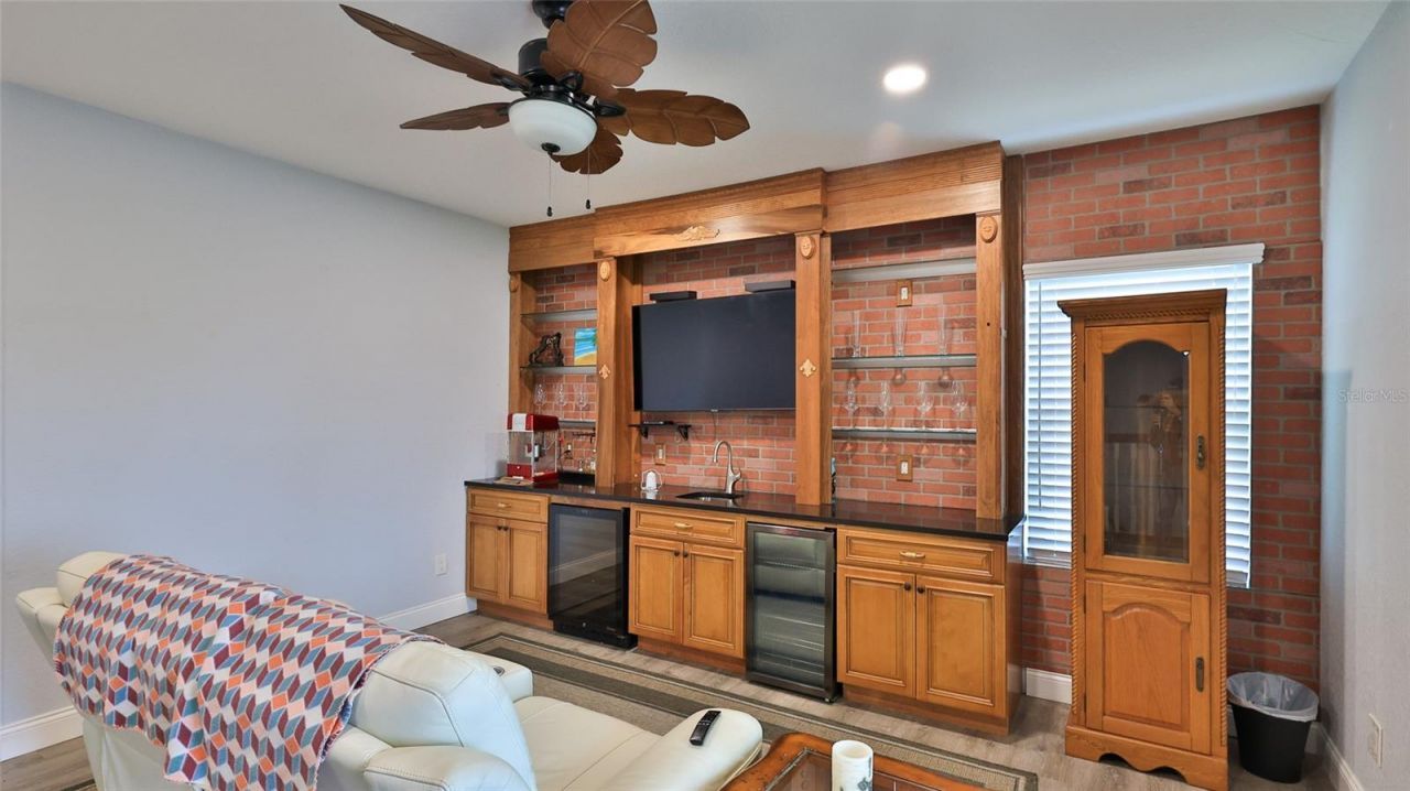 1602 S Riverside Drive, Edgewater, FL 32132 Photo