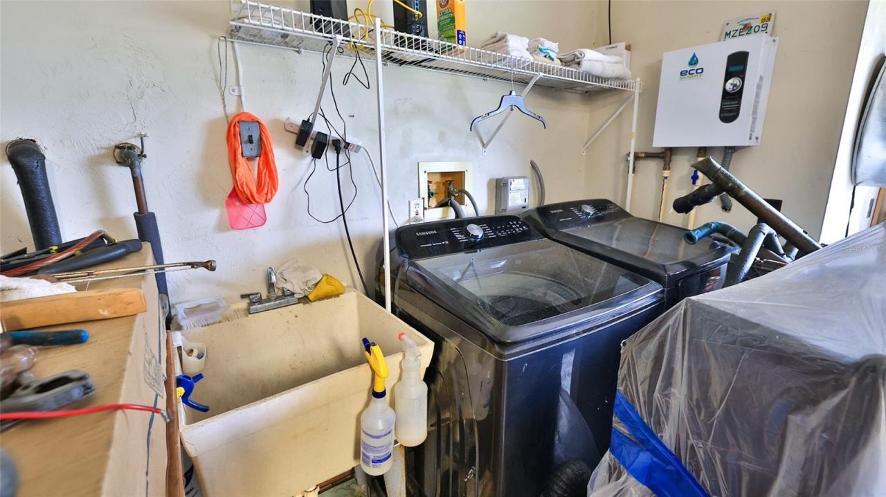 1602 S Riverside Drive, Edgewater, FL 32132 Photo