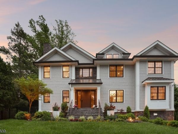 290 Long Hill Dr, Millburn, NJ 07078