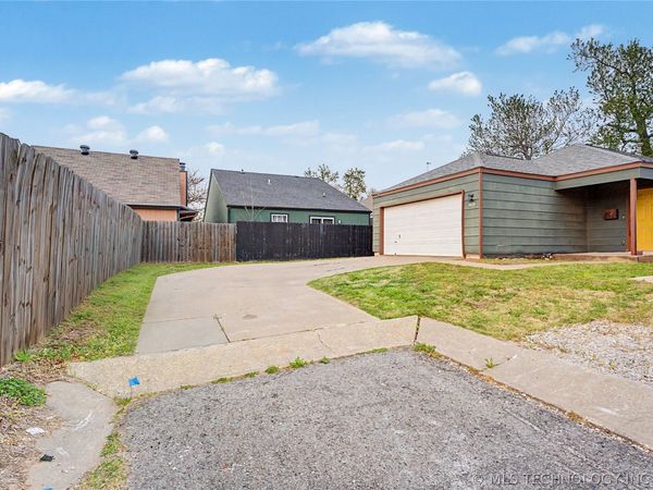 1609 E 66th Place , Tulsa, OK 74136