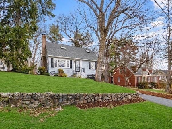 46 Bridge St, Lexington, MA 02421