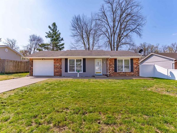 619 Hemenway Place, Boonville, IN 47601