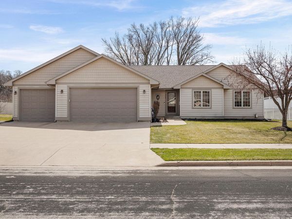 308 Grant St, Holmen, WI 54636