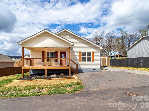 191 Patriot Place , Mars Hill, NC 28754