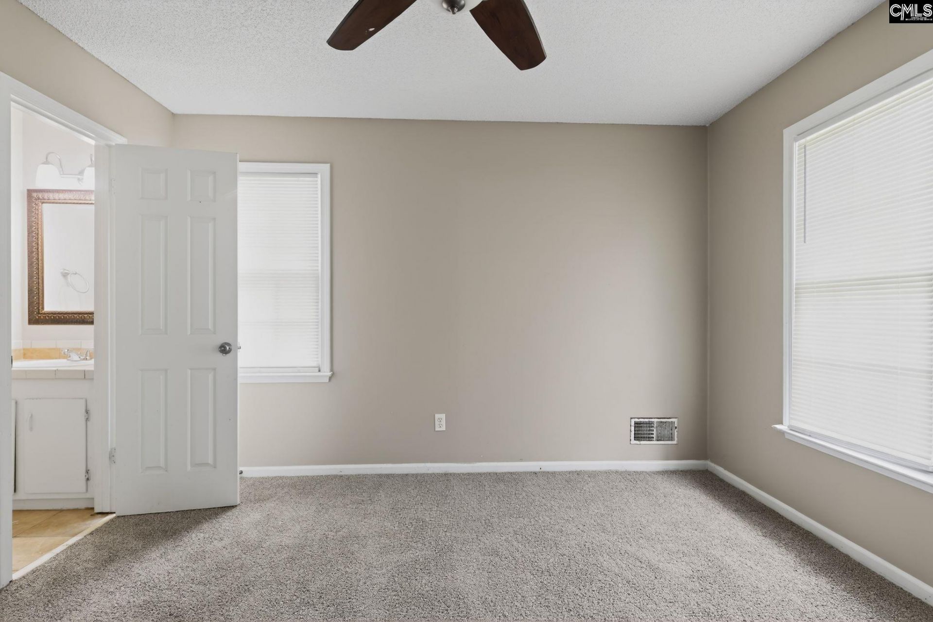 305 Wharfsdale Road Photo 27