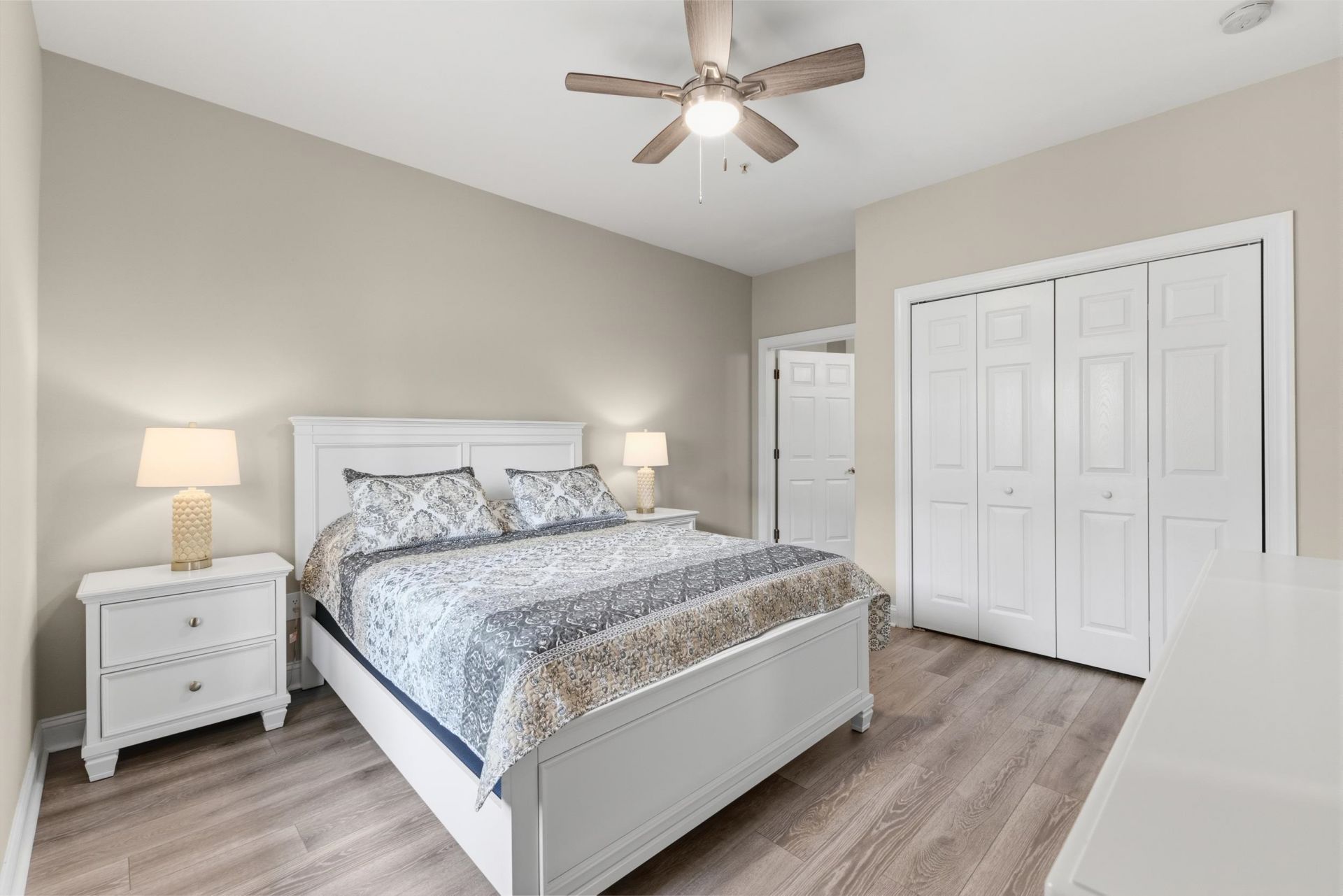 4141 Hibiscus Dr. Photo 24