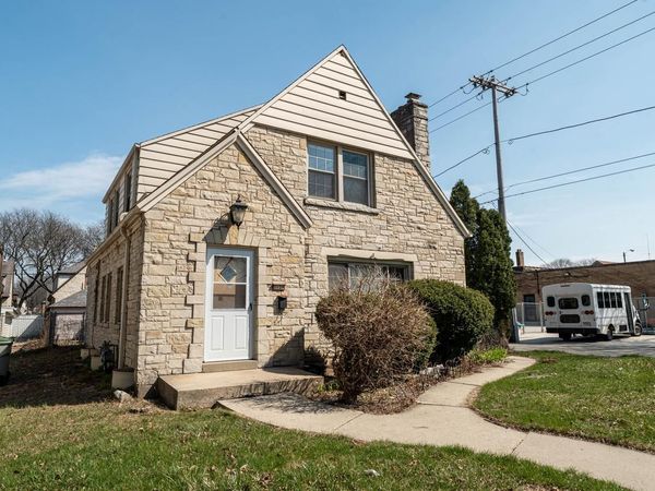 3120 N 56th STREET, Milwaukee, WI 53216