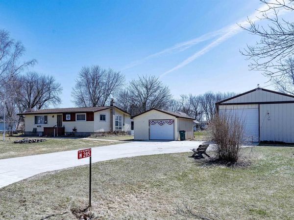 W285 OAK STREET, Fremont, WI 54940
