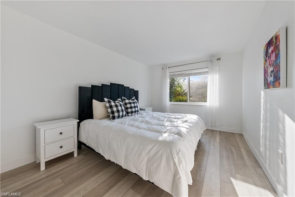 72 7th St S, Unit 310, Naples, FL 34102 Photo