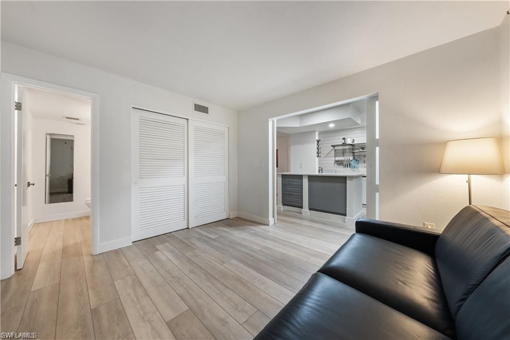 72 7th St S, Unit 310, Naples, FL 34102 Photo